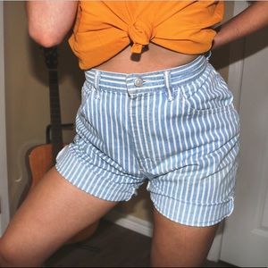 vintage high-waisted Lee shorts!!